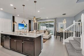 Townhome W/private Pool & Themed Rooms, Near Wdw!