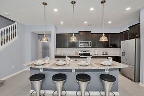 Townhome W/private Pool & Themed Rooms, Near Wdw!