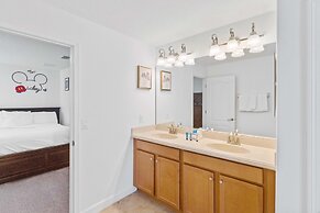 Giant Villa W/private Pool&spa, Game Room, & More!