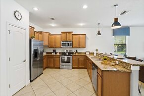 Giant Villa W/private Pool&spa, Game Room, & More!