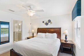 Giant Villa W/private Pool&spa, Game Room, & More!