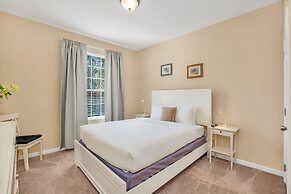 4024 Breakview Drive #208