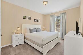 4024 Breakview Drive #208