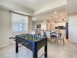 Modern Condo Near Disney Foosball Water Park!