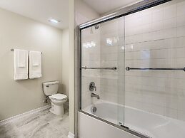 Modern Condo Near Disney Foosball Water Park!