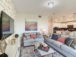 Modern Condo Near Disney Foosball Water Park!