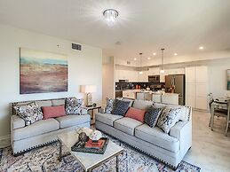 Modern Condo Near Disney Foosball Water Park!