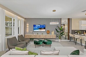 Must SEE Villa! Private Poolthemed Roomstheater!