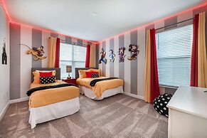 Villa W/private Pool &themed Rooms, Near Disney!