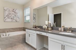 Villa W/private Pool &themed Rooms, Near Disney!