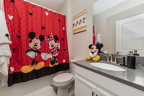 Villa W/private Pool &themed Rooms, Near Disney!