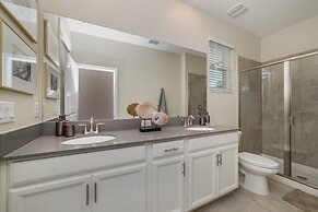 Villa W/private Pool &themed Rooms, Near Disney!