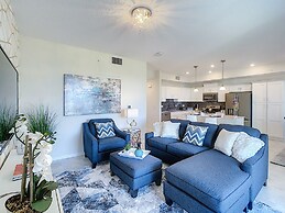 Updated Condo, 5 mi to Disney, On-site Water Park!