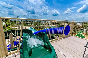 Modern Condogiant Water Slidefoosballnear Wdw!