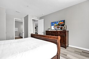 4816 Cayview Ave #306