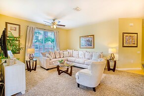 Cozy Condo W/private Balcony Steps to Conv. Ctr