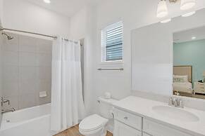 Gorgeous Margaritaville Cottage W/private Patio!