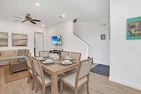 Gorgeous Margaritaville Cottage W/private Patio!