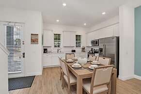 Gorgeous Margaritaville Cottage W/private Patio!