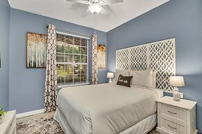 Luxurious Condo Near Disneyfree Waterpark Access