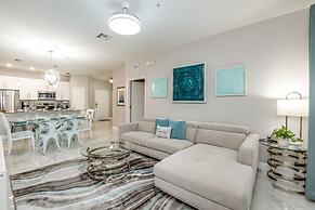 Luxurious Condo Near Disneyfree Waterpark Access