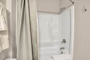 Luxurious Condo Near Disneyfree Waterpark Access