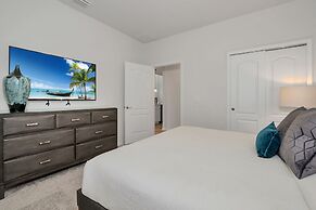 Private Pool Villa W/pool Table, On-site Waterpark