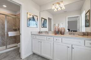 Private Pool Villa W/pool Table, On-site Waterpark