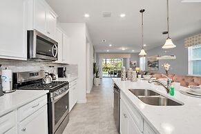 Private Pool Villa W/pool Table, On-site Waterpark