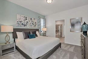 Private Pool Villa W/pool Table, On-site Waterpark