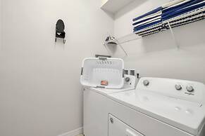 Private Pool Villa W/pool Table, On-site Waterpark