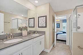 Large Villa, Private Pool+game Room+movie Theater!