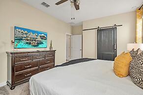 Large Villa, Private Pool+game Room+movie Theater!