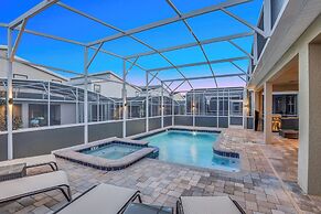 Large Villa, Private Pool+game Room+movie Theater!