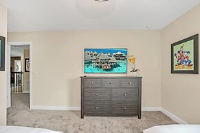 Large Villa, Private Pool+game Room+movie Theater!