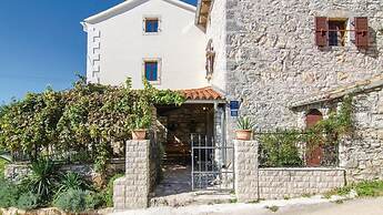 Holiday House Marina