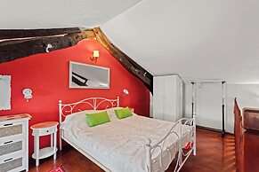 Holiday House Marina