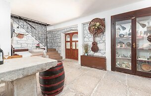 Holiday House Marina