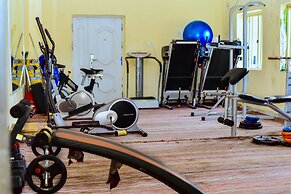 Dallas Grand Beach Hotel & Resort