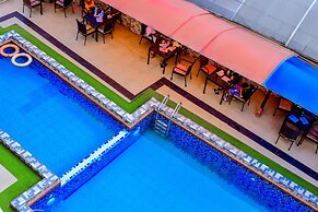 Dallas Grand Beach Hotel & Resort