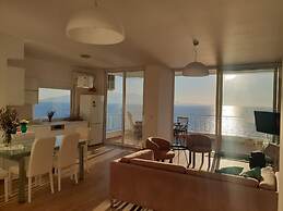 Vasiliki Beachfront Luxury Apartment