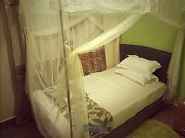 Cactus Hill Side Hotel