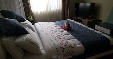 Cactus Hill Side Hotel