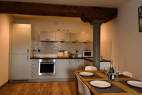 Karah Suites - Gloucester Docks