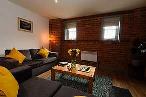 Karah Suites - Gloucester Docks