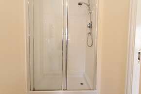 Karah Suites - Harescombe House