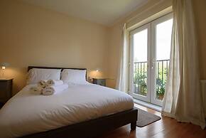 Karah Suites - Harescombe House