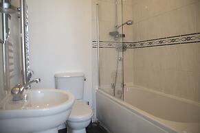 Karah Suites - Motorpoint Arena