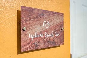 Upham Beach Inn