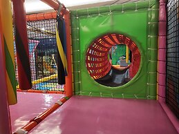 Aileena Hotel & Villas